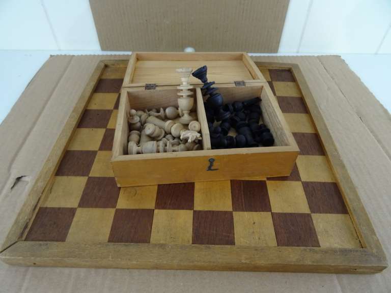 Vintage houten schaakspel