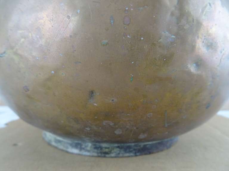 Antieke koperen waterketel