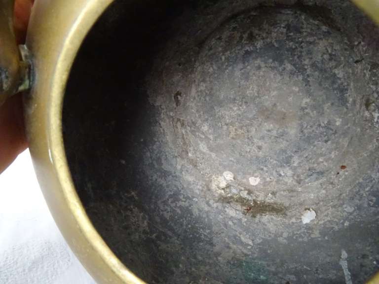 Antieke koperen waterketel