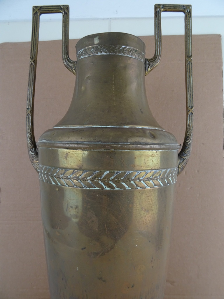 Antieke koperen kelk van 53 cm - Afbeelding 15