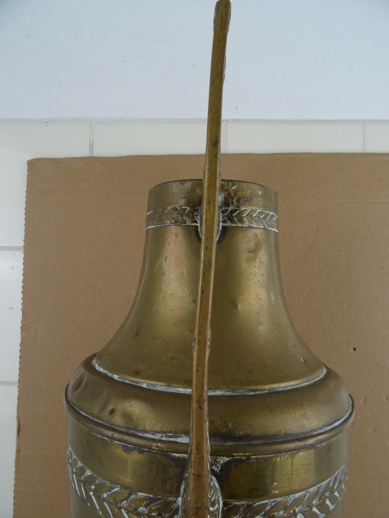 Antieke koperen kelk van 53 cm - Afbeelding 19
