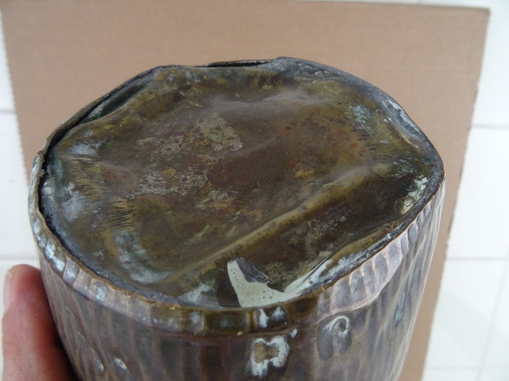Antieke koperen kelk van 53 cm - Afbeelding 23