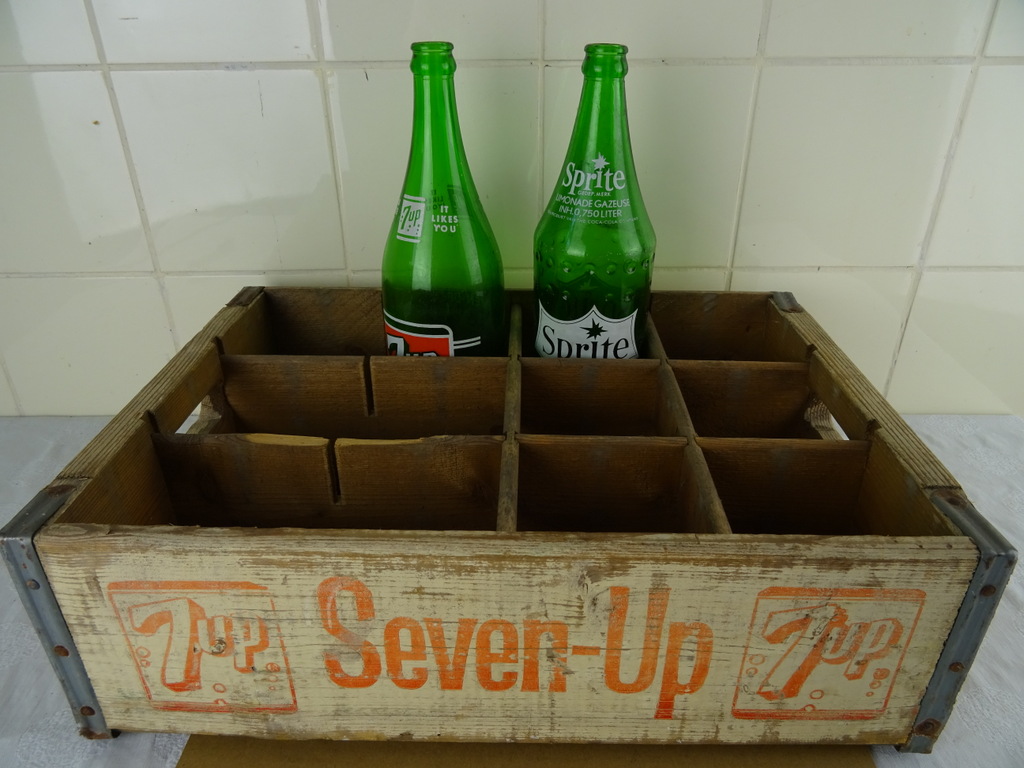 Vintage 7Up krat