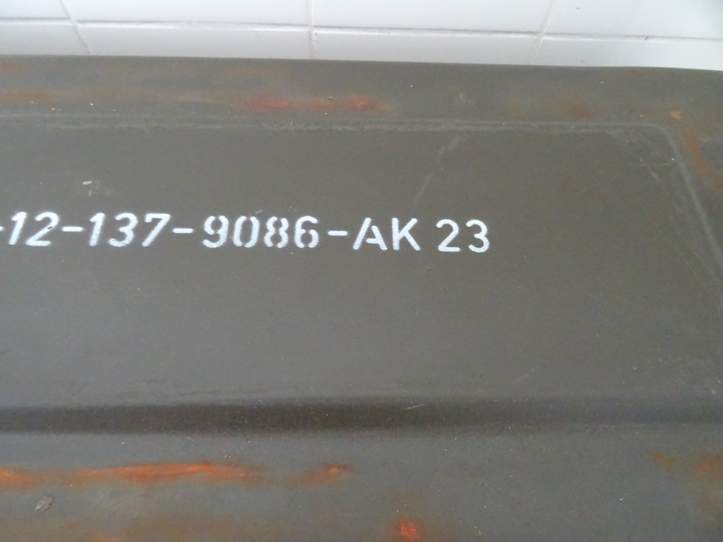 Enorme metalen AK23 munitiekist - Afbeelding 2