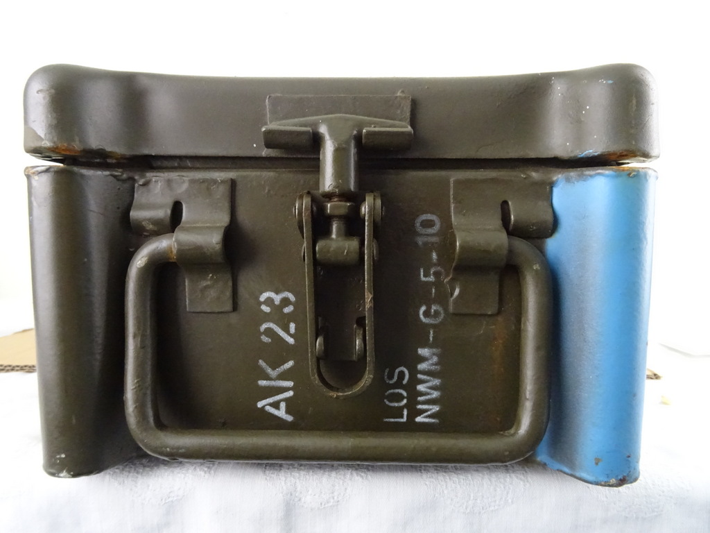 Enorme metalen AK23 munitiekist - Afbeelding 8