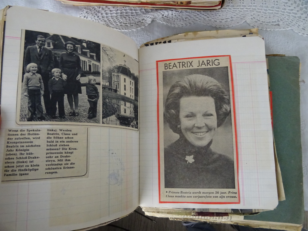 Collectie krantenknipsels over vorstenhuizen - Afbeelding 29