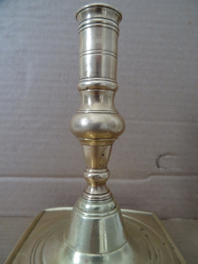 Antieke Spaanse kandelaar uit circa 1750 - Afbeelding 12