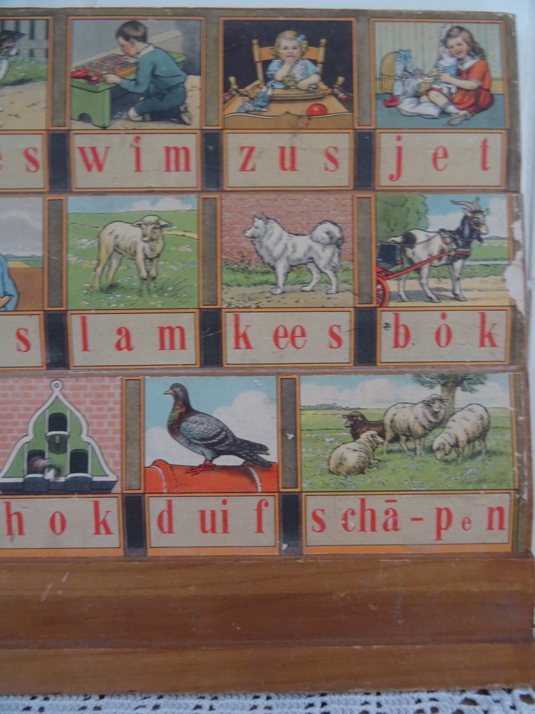 Antiek houten leesplankje aap noot mies - Afbeelding 3