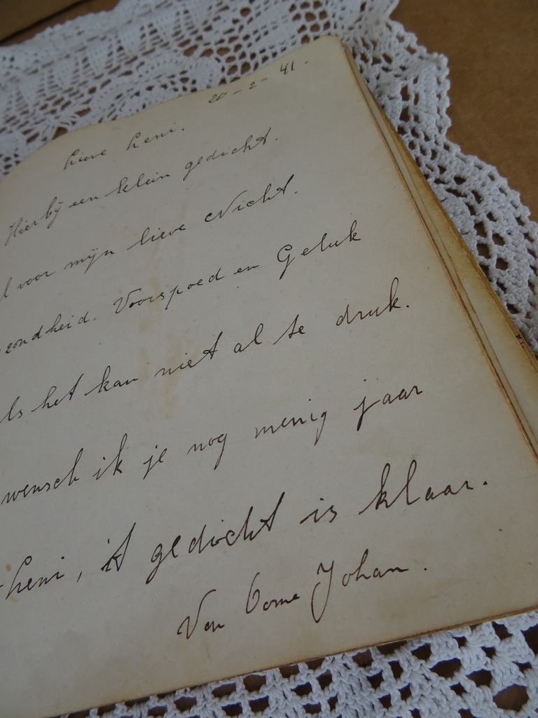 Antiek poesiealbum uit 1940 - Afbeelding 12