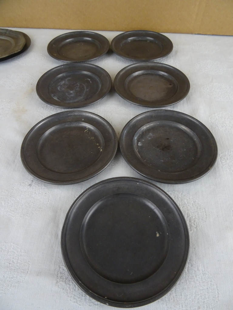 Collectie antieke bordjes tin legering - Afbeelding 8
