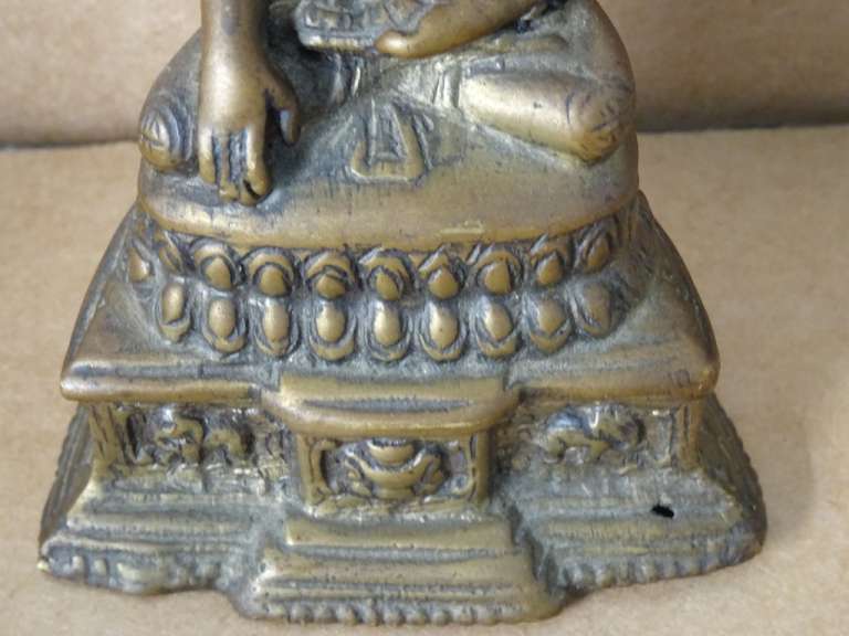 Antiek bronzen Boeddhabeeldje 11 cm