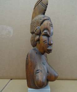 Houten borstbeeld Masai vrouw