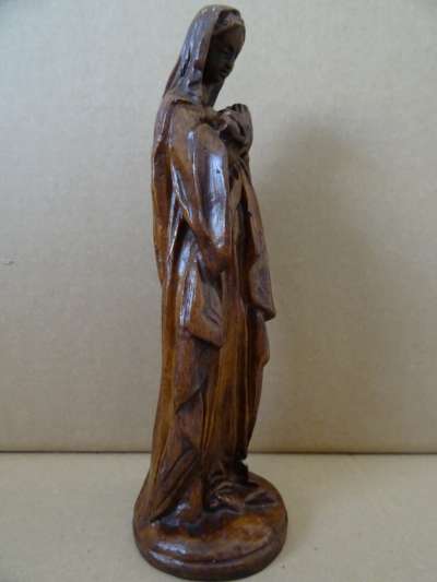 Antiek houten Mariabeeldje