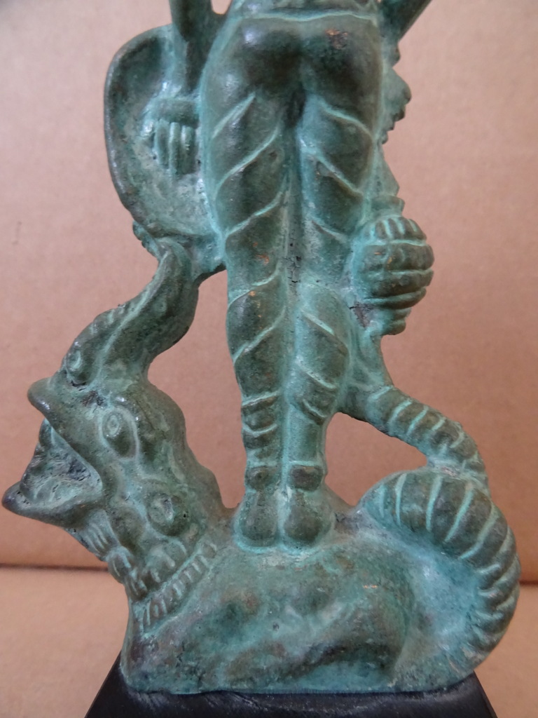 Bronzen beeldje man met draak - Afbeelding 13