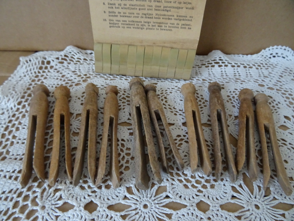 Collectie antieke wasknijpers van hout - Afbeelding 2