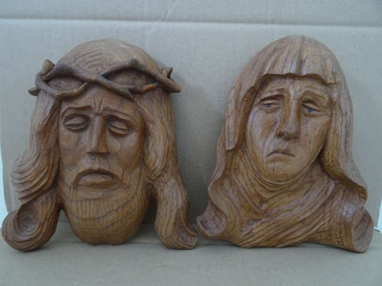 Volkskunst houtsnijwerk Jezus en Maria
