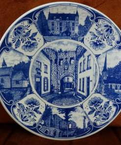 Vintage Delfts blauw bord Rondom Valkenburg