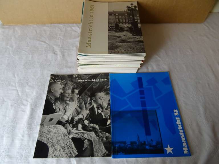 Collectie boekjes Maastricht 1959-1982