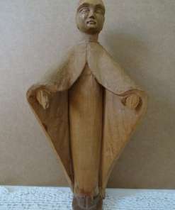 Antiek houten Heiligenbeeldje