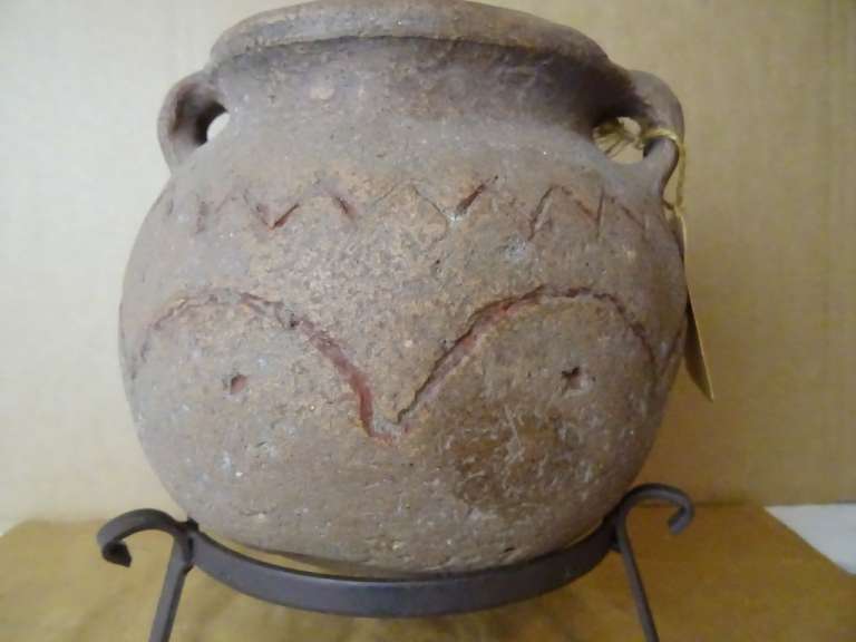 Bodemvondst Inca's enorme aardewerk pot