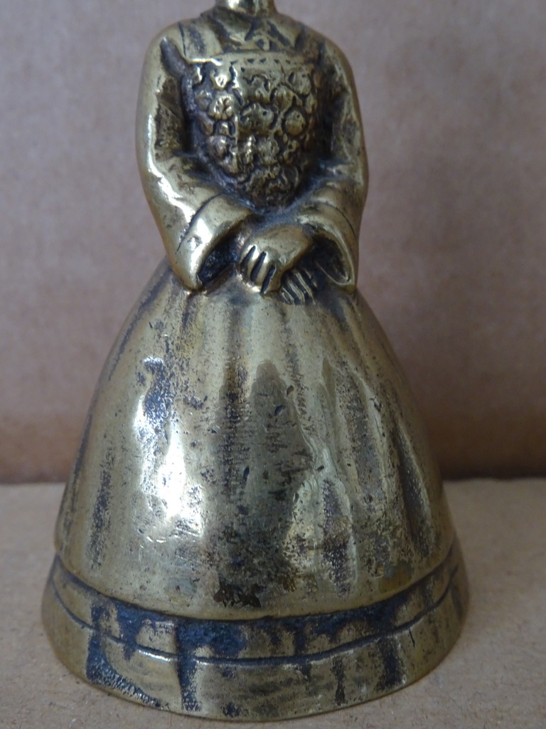 Antieke koperen of bronzen bel - Afbeelding 4