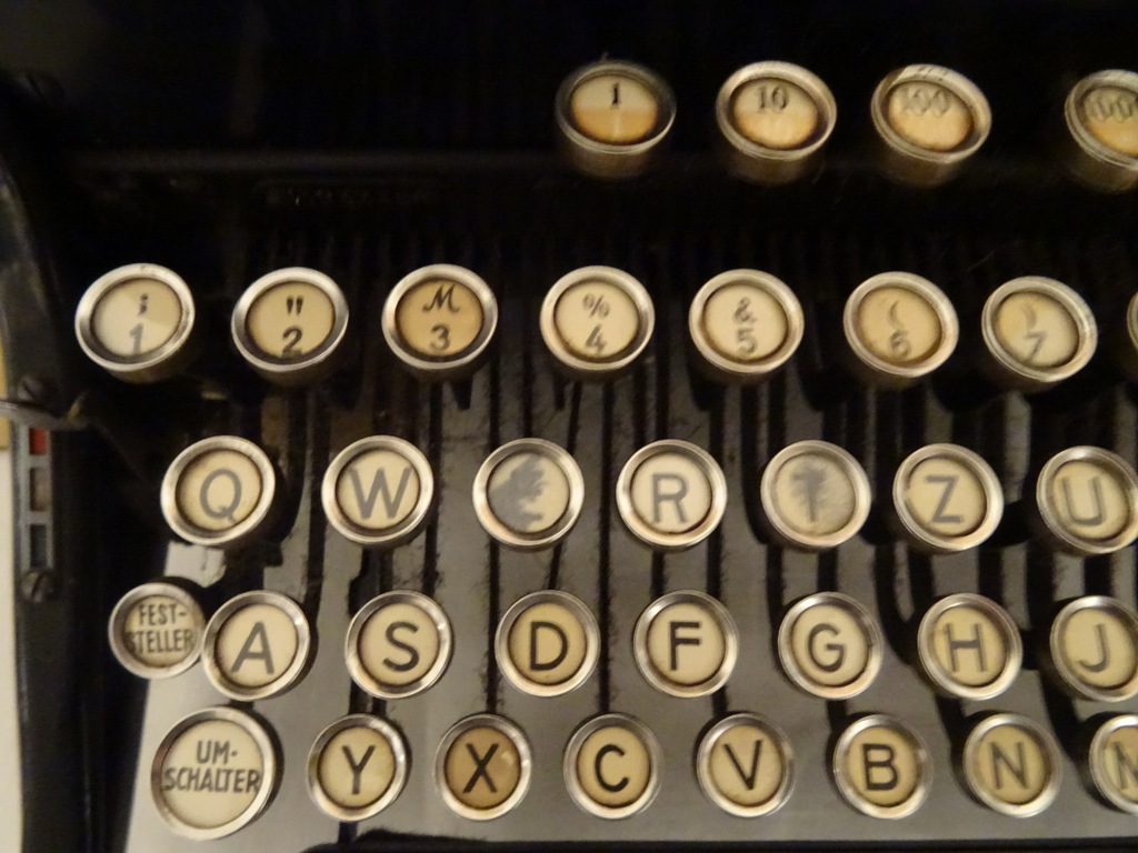 Antieke typemachine Adler Standard - Afbeelding 7