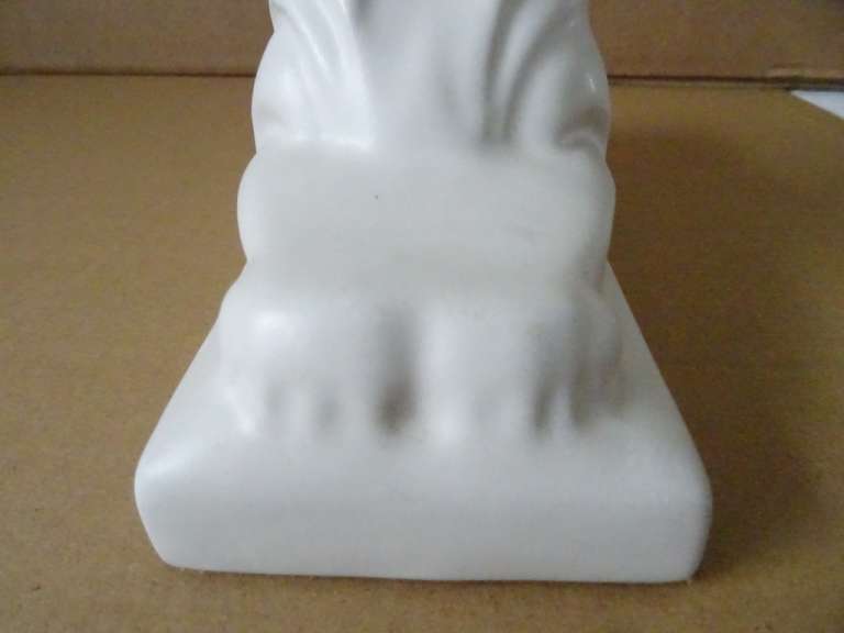 Sphinx beeld Charles Vos
