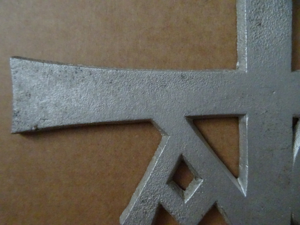 Metalen kruis Alpha en Omega - Afbeelding 3