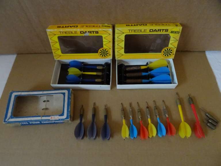 Collectie vintage dartpijlen
