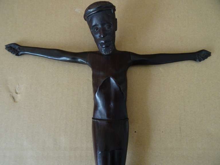 Afrikaanse Corpus Christi ebbenhout 32cm
