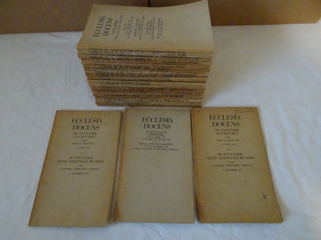 Collectie antieke encyclieken Ecclesia doccens