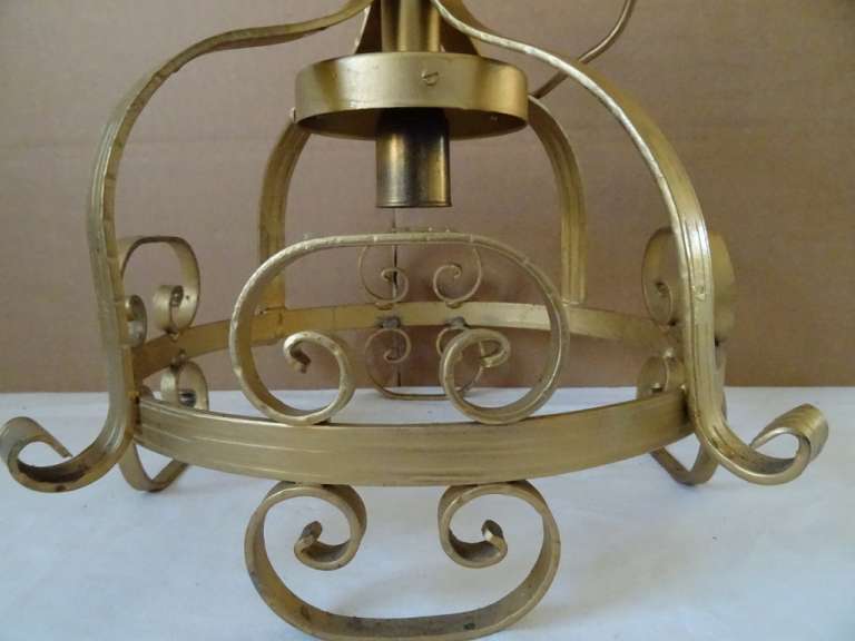 Antieke smeedijzeren romantische lamp