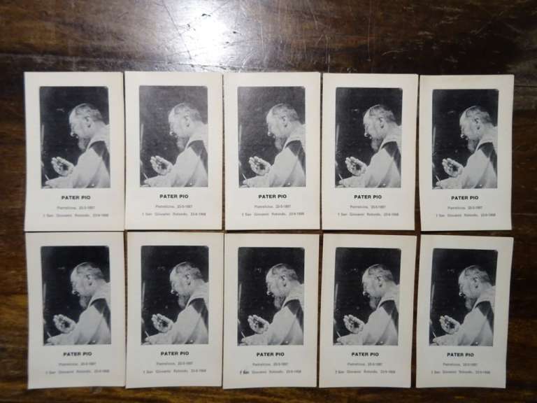 Collectie Pater Pio prentjes