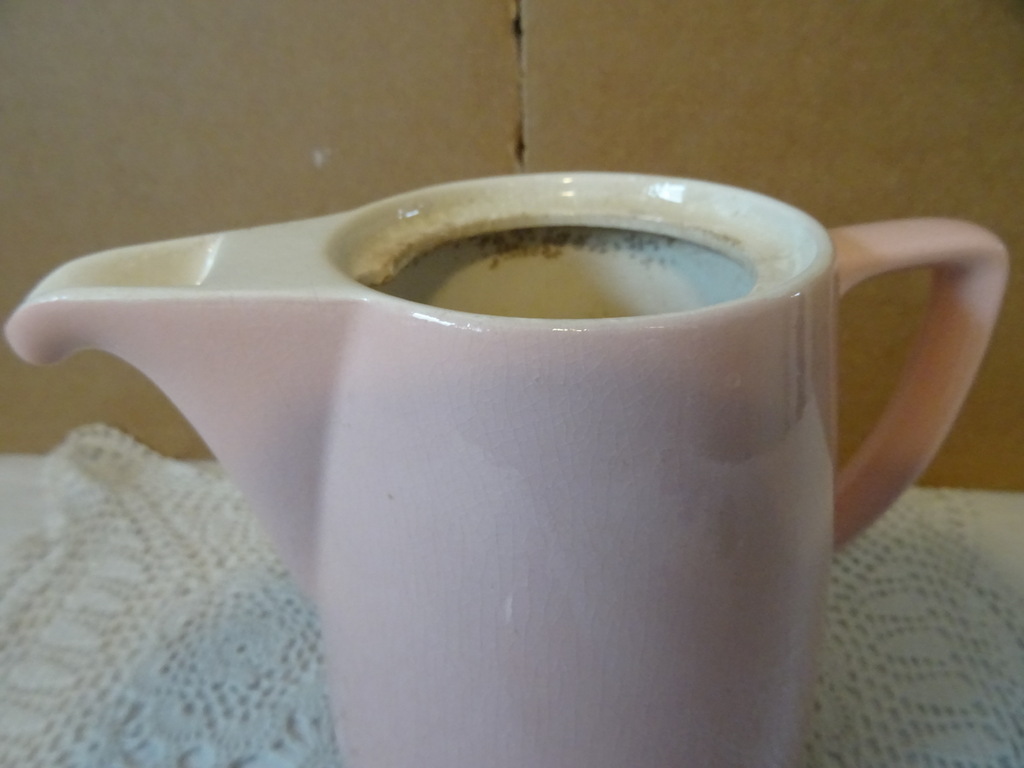 Antieke pastel roze theepot P Regout Antieke pastel roze theepot P Regout