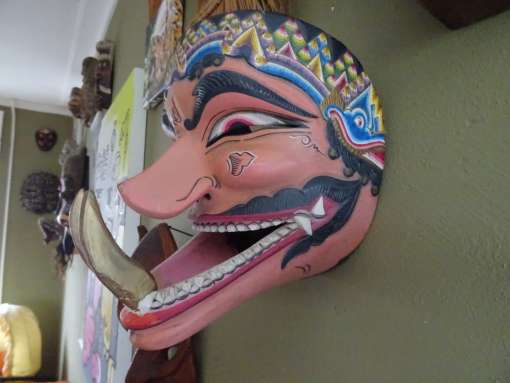 Vintage houten masker Buta Cakil