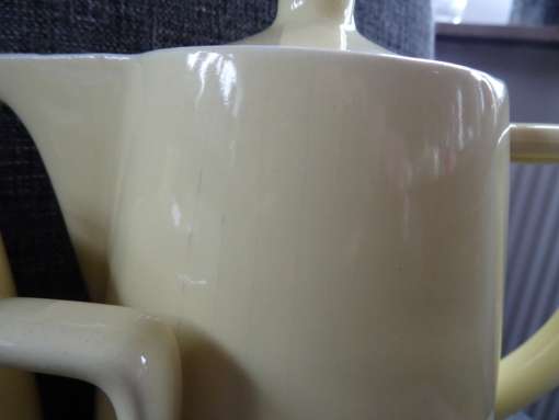 Antieke pastel gele theepotten Melitta los te koop