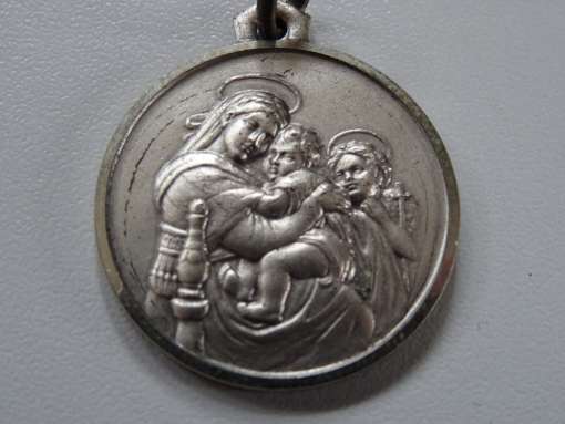 Antiek medaillon Maria, Jezus en Johannes