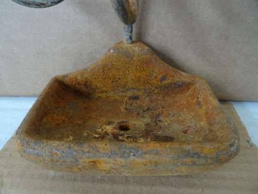Antiek zeepbakje kledinghanger mijnen