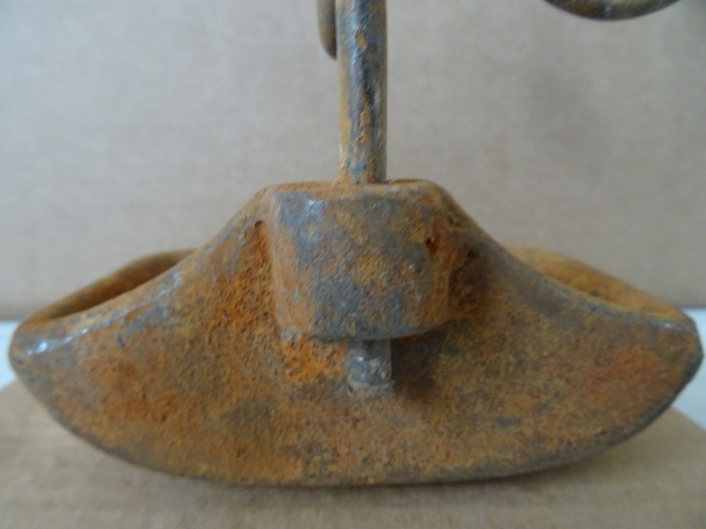 Antiek zeepbakje kledinghanger mijnen Antiek zeepbakje kledinghanger mijnen