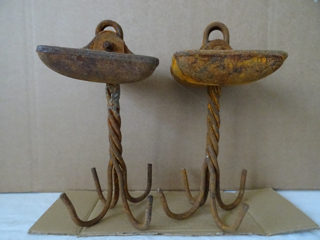 Antieke zeepbakjes kledinghangers mijnen Antieke zeepbakjes kledinghangers mijnen