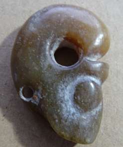 Bodemvondst Hongshan amulet 2200 voor Christus