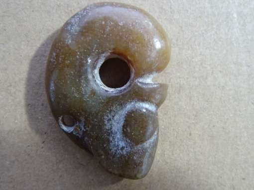 Bodemvondst Hongshan amulet 2200 voor Christus