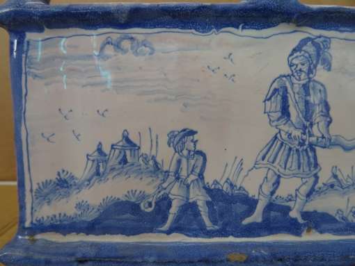 Aardewerk inktstel David en Goliath 18e-eeuws