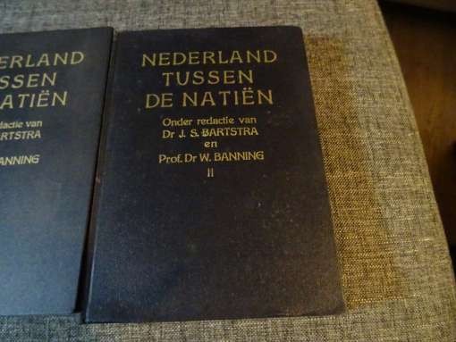 Nederland tussen de Natiën deel I en II