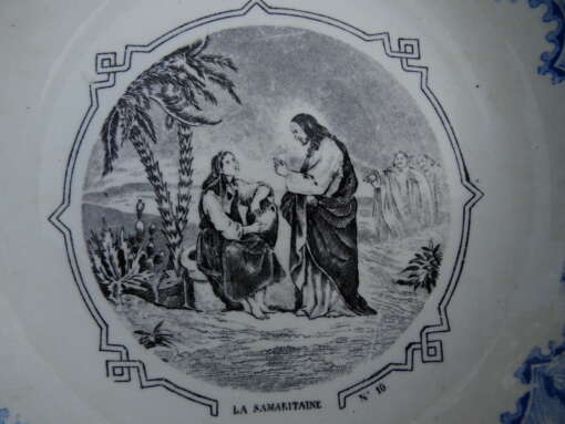 Collectie antieke borden met Jezus Christus