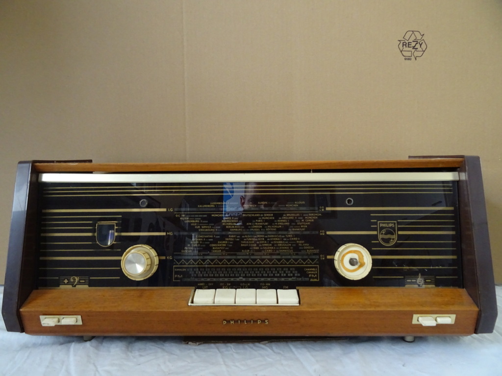 Vintage Philips radio B4X23A/01 - Afbeelding 2