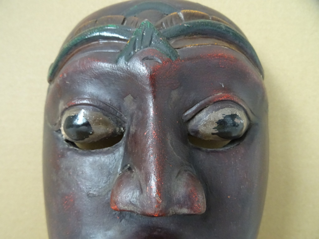 Vintage houten masker Indonesië - Afbeelding 4