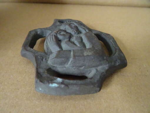 Limburgse kunst amulet Heilige Maria brons