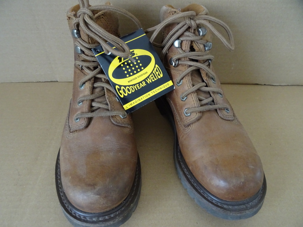 Wandelschoenen TBS Goodyear Welted maat 39 Curiosa en Kunst