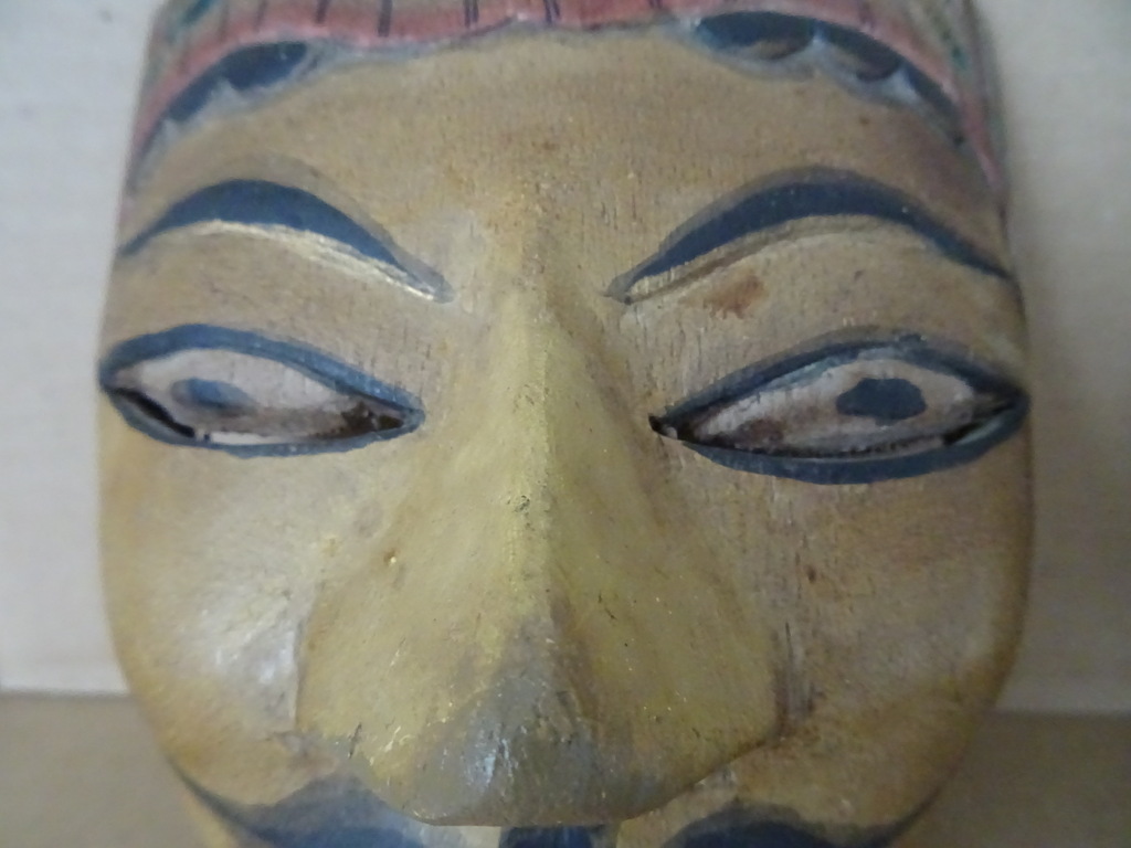 Vintage houten maskers Indonesië - Afbeelding 5